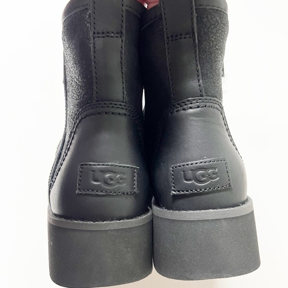 UGG Womens Black Leather Side Zip Classic Rebel Biker Platform Mini Boot Size 10 - Picture 2 of 11